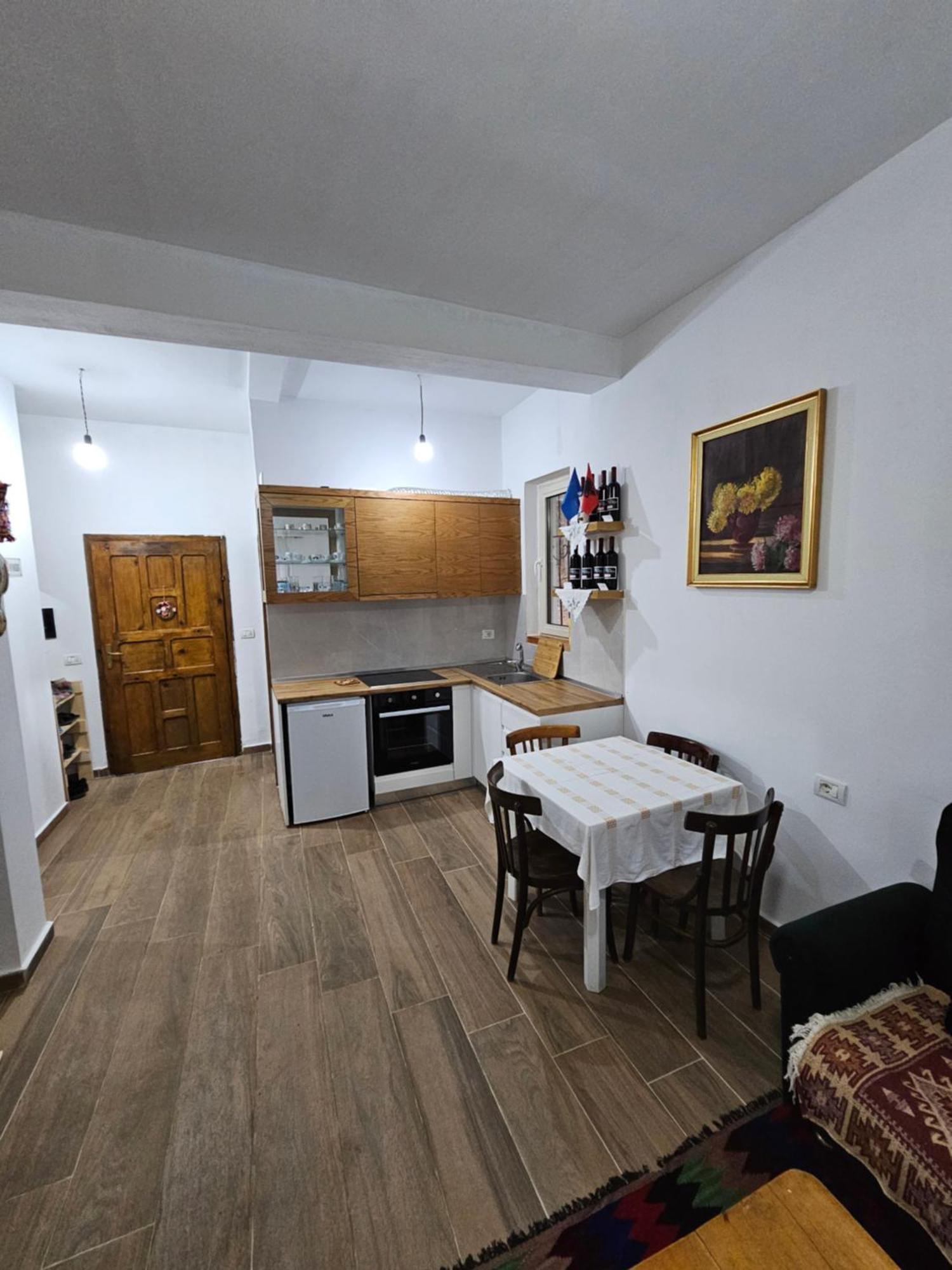 Bujtinat Skenderi Gjinar 2 Villa Ngoại thất bức ảnh